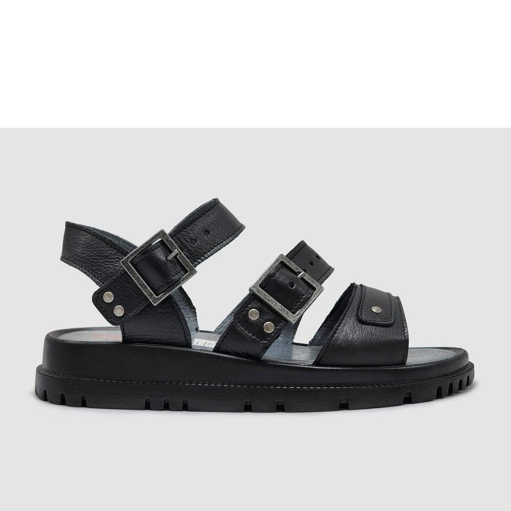 NEW KCR GROUP women's perfect sandal in black